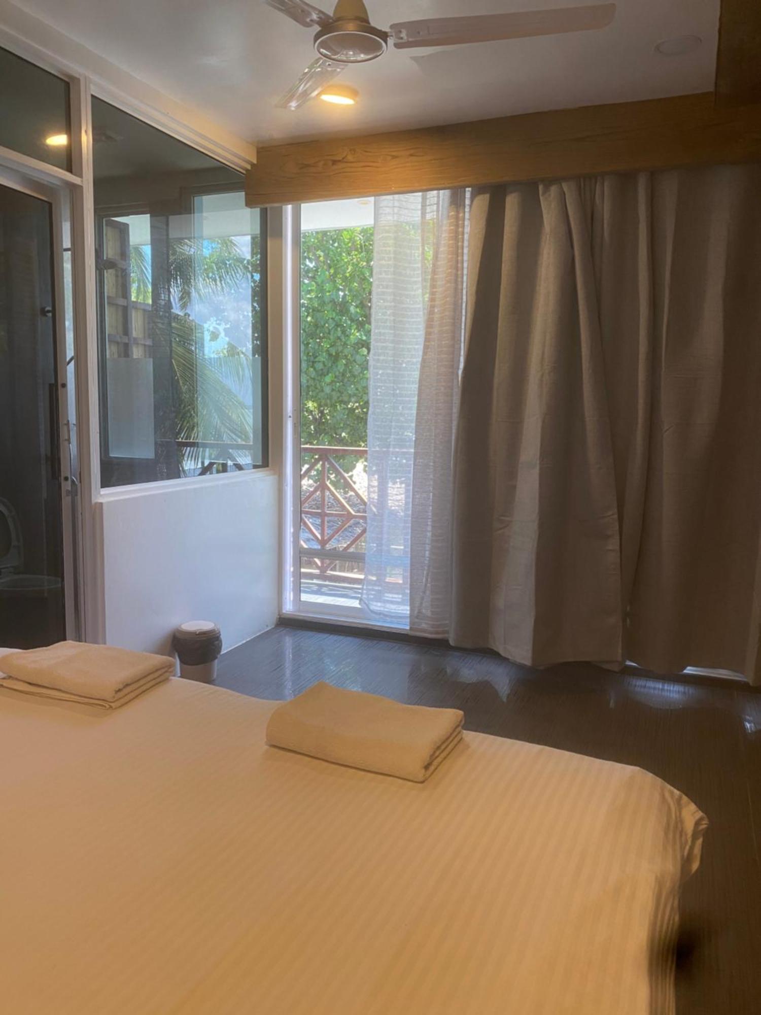 Hotel Elysian Hideaway Maafushi Esterno foto